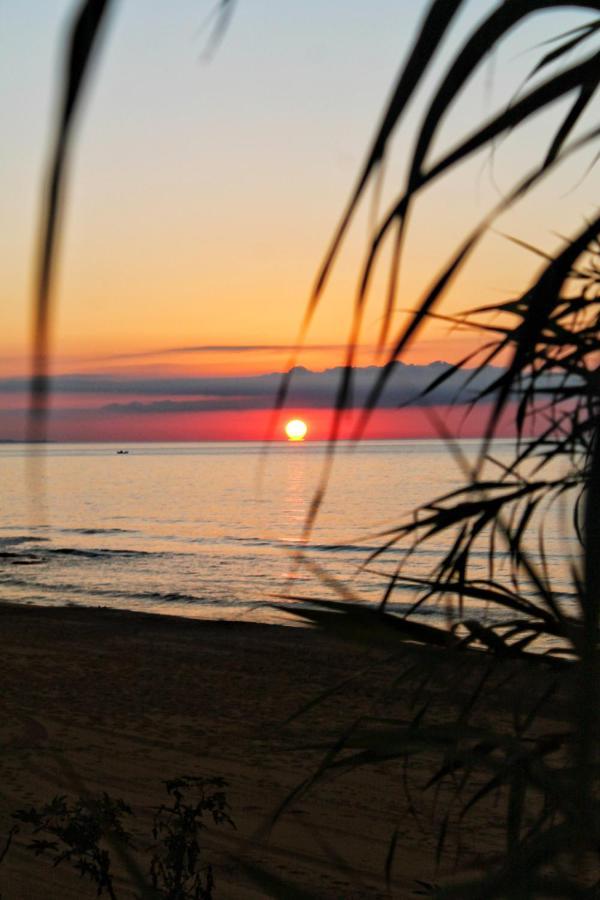 Lunacalanti Avola Buitenkant foto